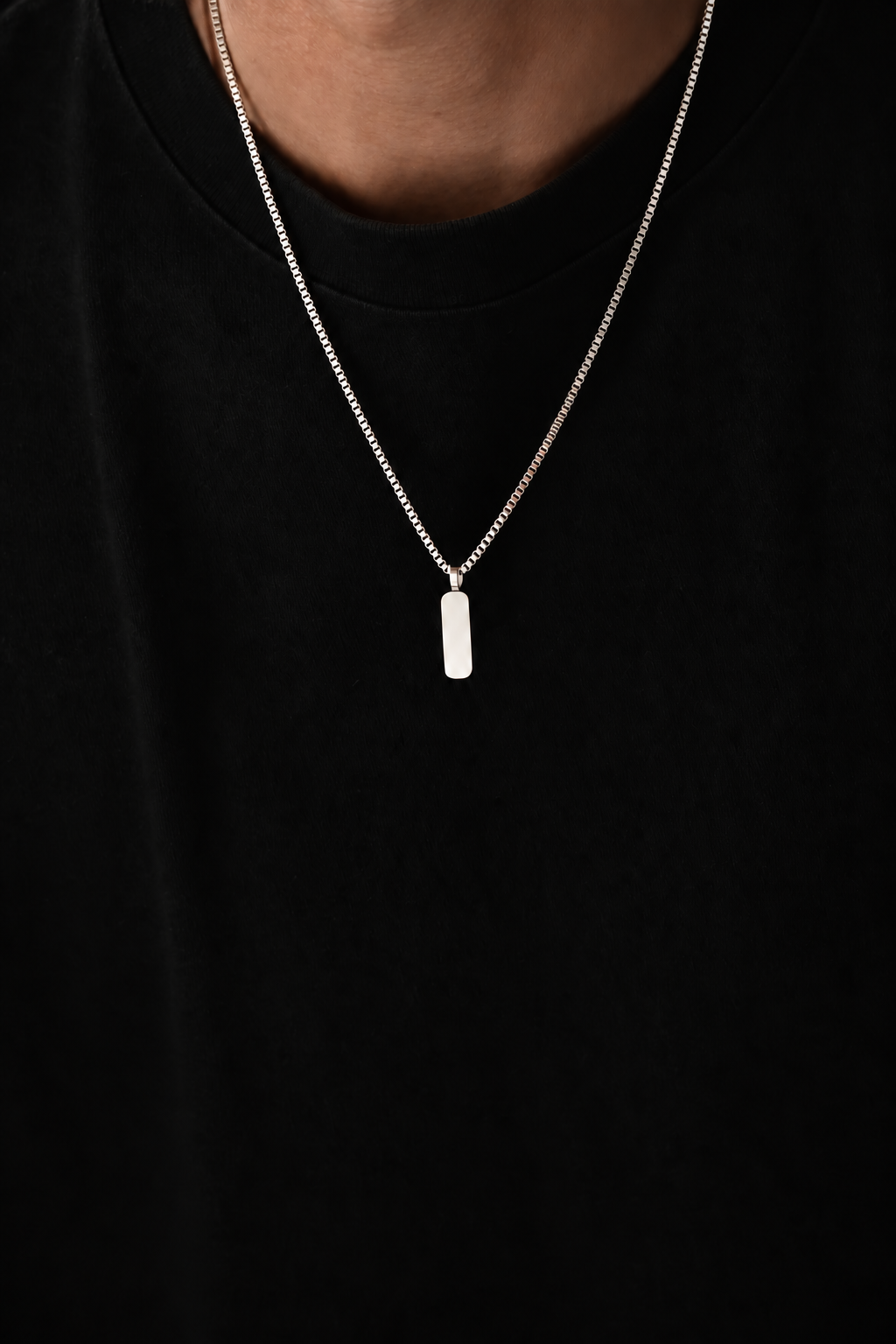 Minimal Pendant Necklace